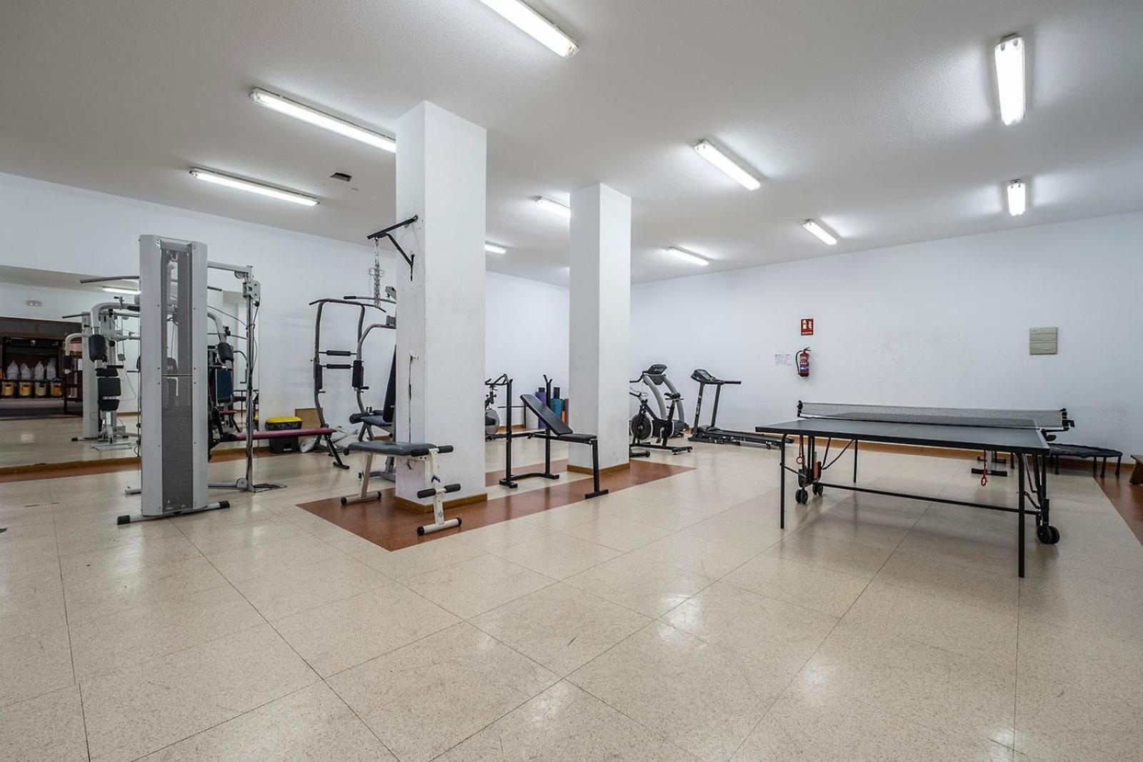 Apartamento Wanda Ifema Con Parking Y Piscina Madrid Exterior photo
